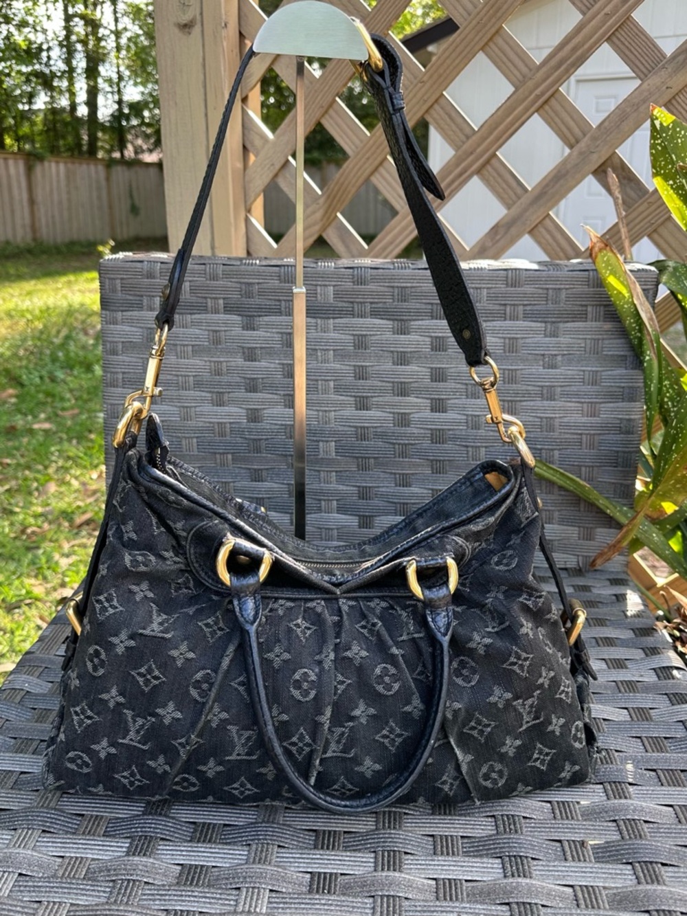 🖤Louis Vuitton Monogram Neo Cabby in Black Denim - Picture 3 of 16
